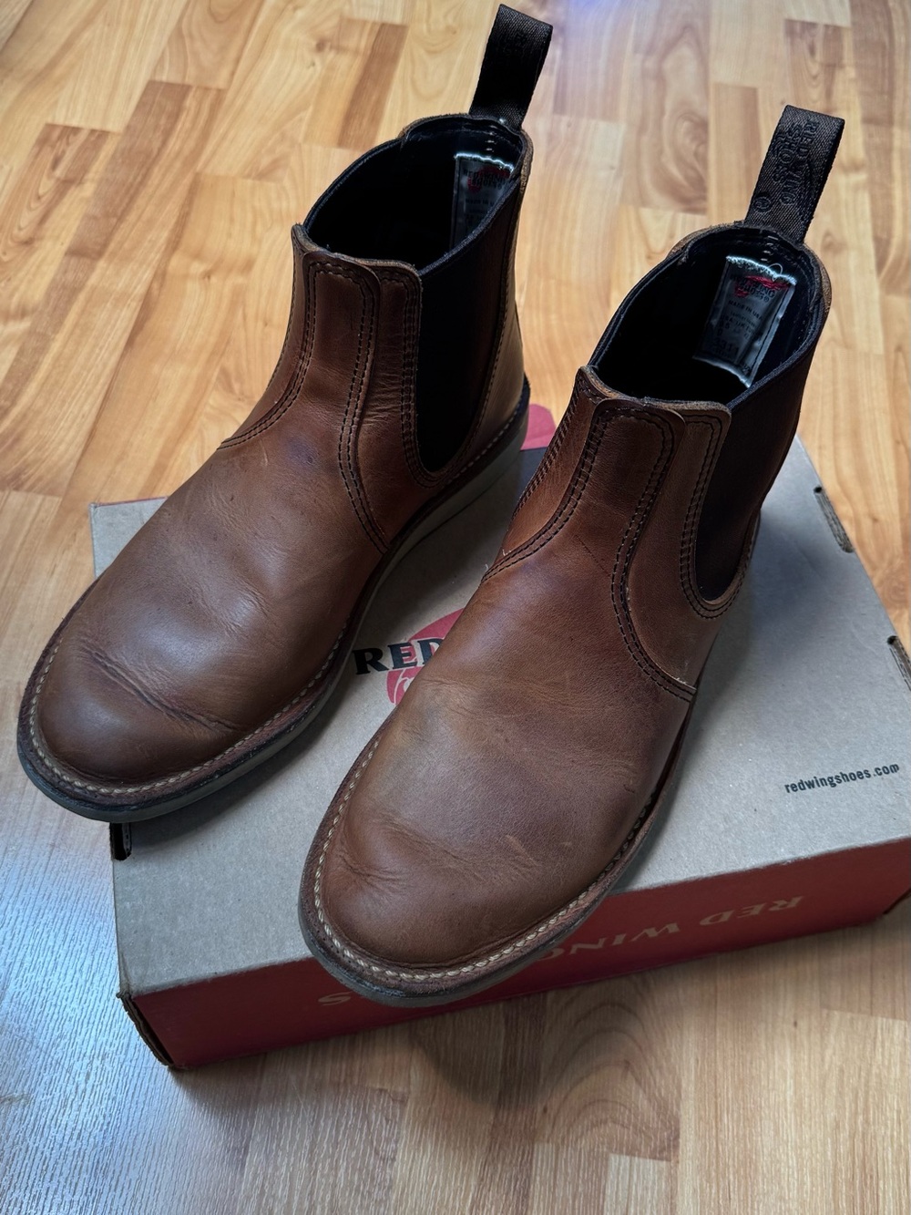 Red Wing Weekender Men’s Copper Brown Chelsea Boots
